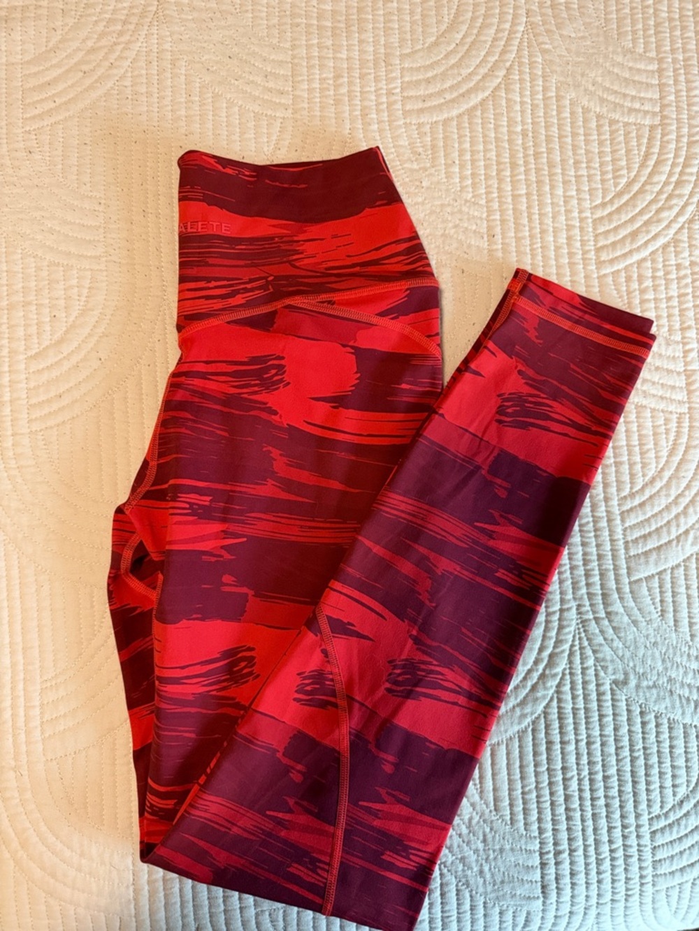 Alphalete Scarlet & Burgundy Patterned High-Rise Leggings - Picture 4 of 4